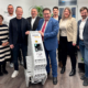 Geschäftsführung und Mitarbeitende von GEFASOFT beim Besuch von Staatssekretär Tobias Gotthardt und Bayern International am Standort Regensburg